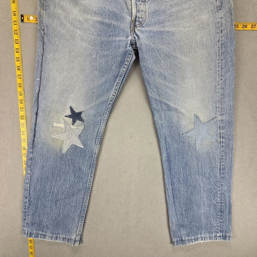 VTG Levis 501 Jeans Mens Blue Light Wash Made In USA Star Patchwork Fits 32x28 - Picture 10 of 16